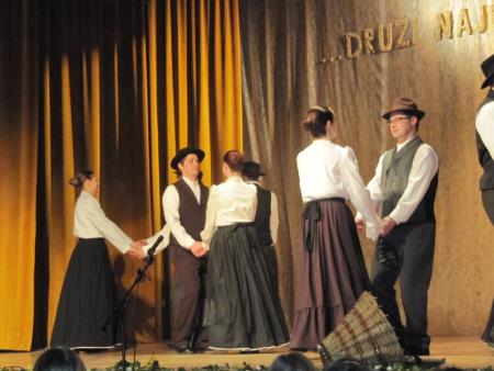 Prireditev Druži naju ples in petje posvečena dnevu žena 19